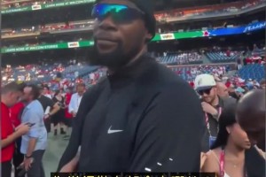 KD：42岁詹姆斯宝刀未老！他不管去哪都能让那支球队变得更强