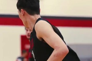 杨瀚森夏联最新训练
