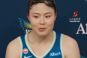 来WNBA喷垃圾话吗？李月汝：不喷 因为反应过来已经晚了