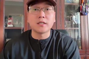 浓眉索要4年2.75亿顶薪长约、库里再谈詹姆斯加盟勇士可能性！