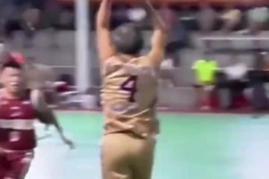 小伙子你这步伐有点松啊，该往上提一提了！
