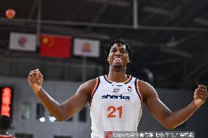记者：白边兴奋剂违规案让上海CBA冠军成色降低