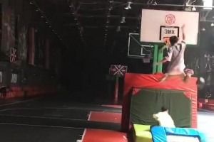 这是按照鼓点排练的节目吗？