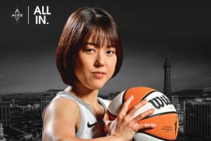 矮小身材显威！日本后卫山本麻衣三分线外一击命中，WNBA生涯首分诞生