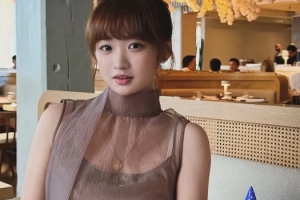 逆境中绽放！杨瀚森与球队携手共渡难关