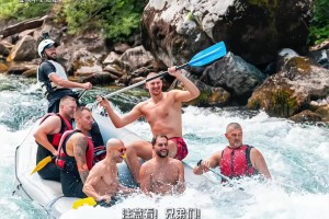 恐怖时刻！约基奇瘦成“精壮版”自己，下赛季战力会有多强？