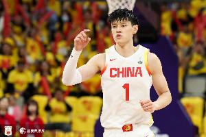媒体人士指出：国家队延误了曾凡博的治疗期，前两个月本不该征召他