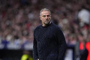 巴塞罗那内部热身赛：费尔南德斯与通卡拉搭档锋线
