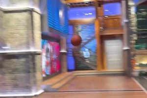 作为NBA球迷，Shams的爆料你肯定非常熟悉，那他打球水平如何呢~