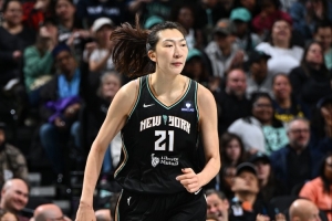 飞翼88：77战胜自由人 李月汝未登场 韩旭出战8分钟贡献2分3板