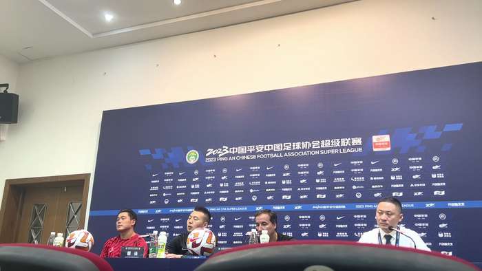 伊比利亚1999对阵塔林弗洛拉