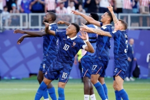 7月5日世界杯亮点：英格兰回归失意之地 巴西英格兰同场竞技