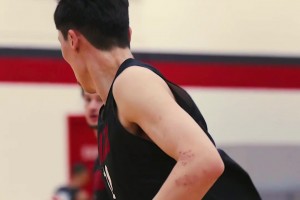 杨瀚森在赌城积极训练备战夏联，这状态看上去相当不错！