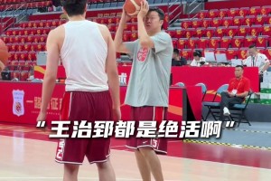 记者十天前实拍并配文：中锋传承！王治郅亲自教学杨瀚森
