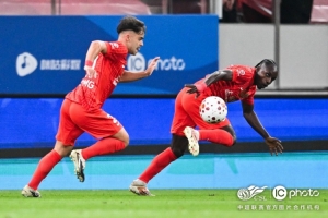 上海海港1-0山东泰山，下轮客场挑战重庆铜梁龙队