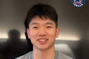 石奎此刻加入香港金牛，他认为这是份缘分。