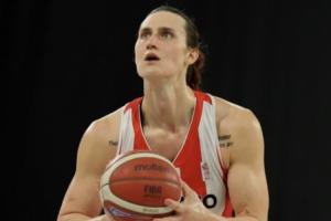 20分20板！特塔特三项纪录闪耀，WNBA邀约热议
