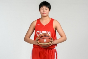 状态平平！汪欣悦替补登场9分钟 6投2中三分2投0中得4分1盖帽